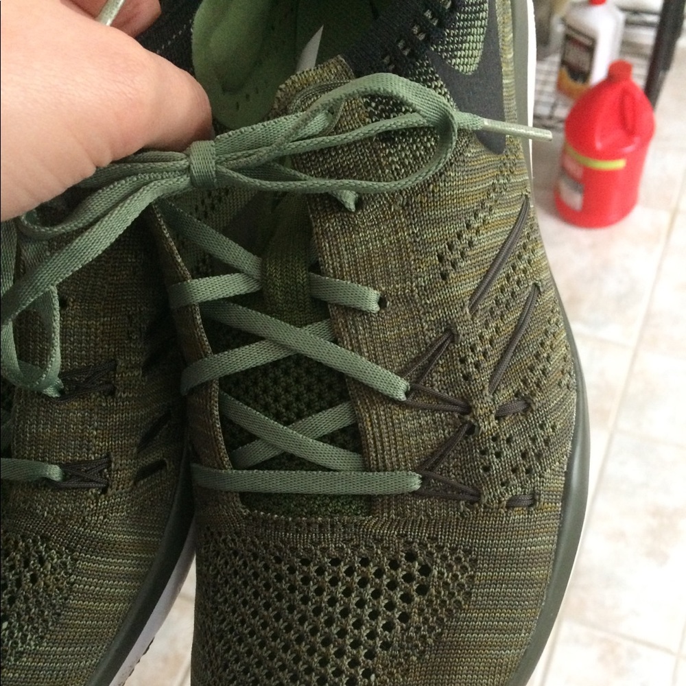 Nike Flex Shoes
